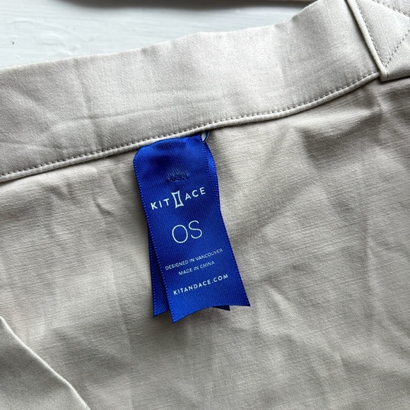 Kit + Ace Tote Bag NWOT - Picture 2 of 3